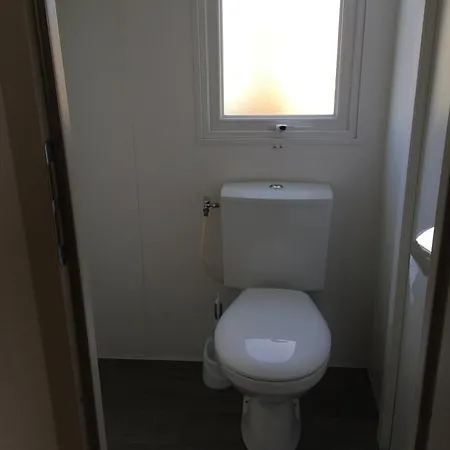 Domaine De 285 ホリデーパーク 4*
